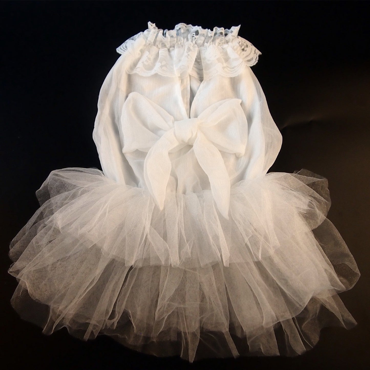 White wedding gauze dress
